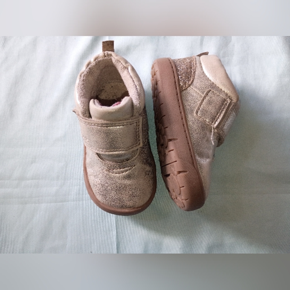 ‼️5 items for $8‼️Stylish Kids Shoes